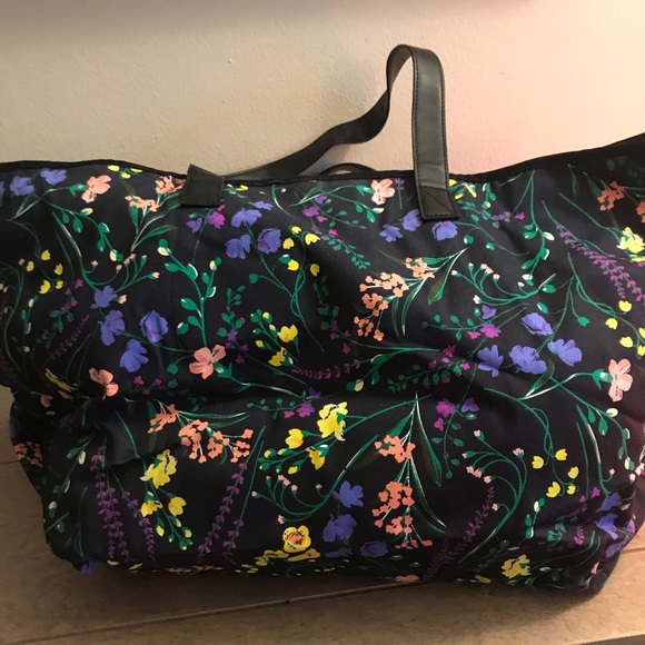 VIctoria Secret tote bag - Picture 3 of 10